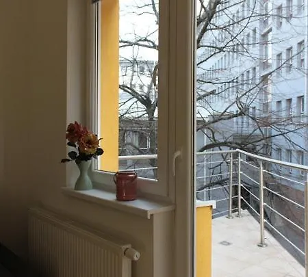 Ricardo's Old Town With Balcony